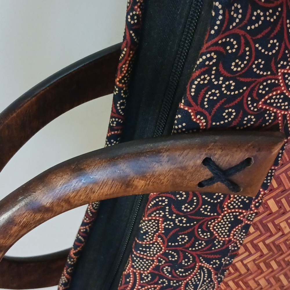 Thailand Woven Basket/Fabric/Wood Zippered Purse - Picture 9 of 16